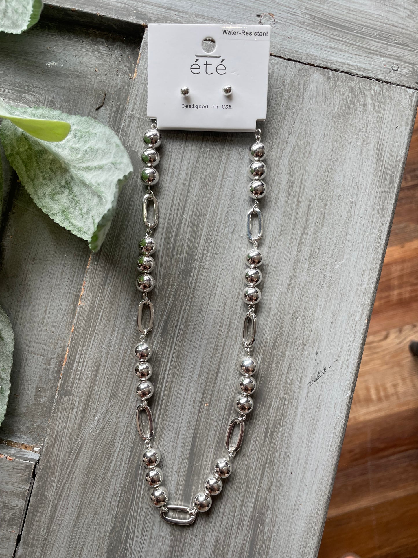 Oval and Ball Necklace