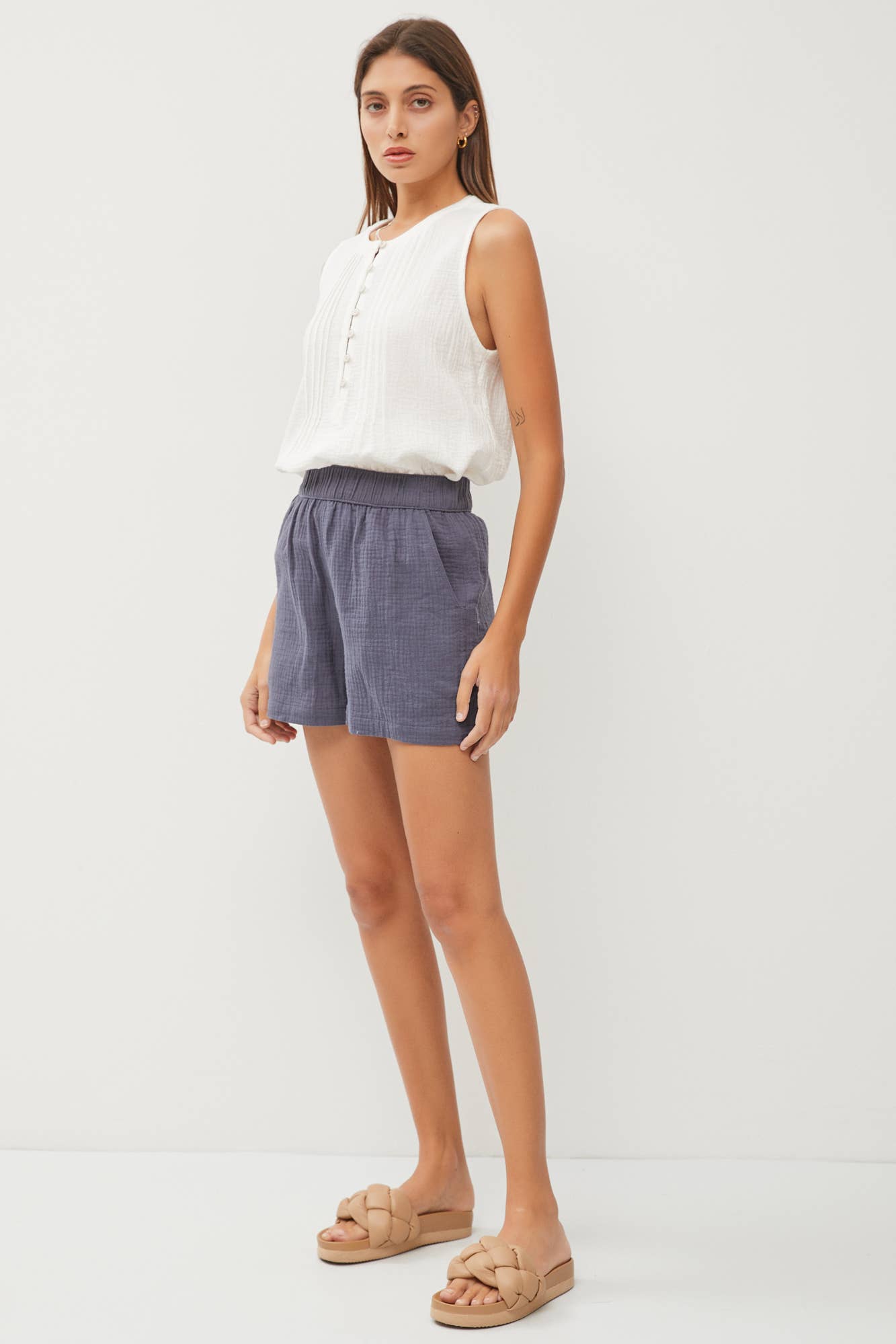 CHARCOAL COTTON GAUZE PULL ON SHORTS