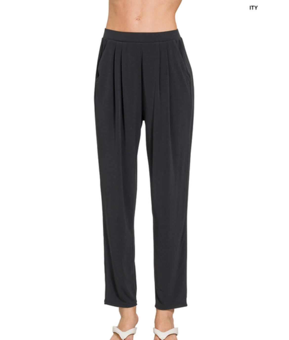 Pleated Pants with Pockets