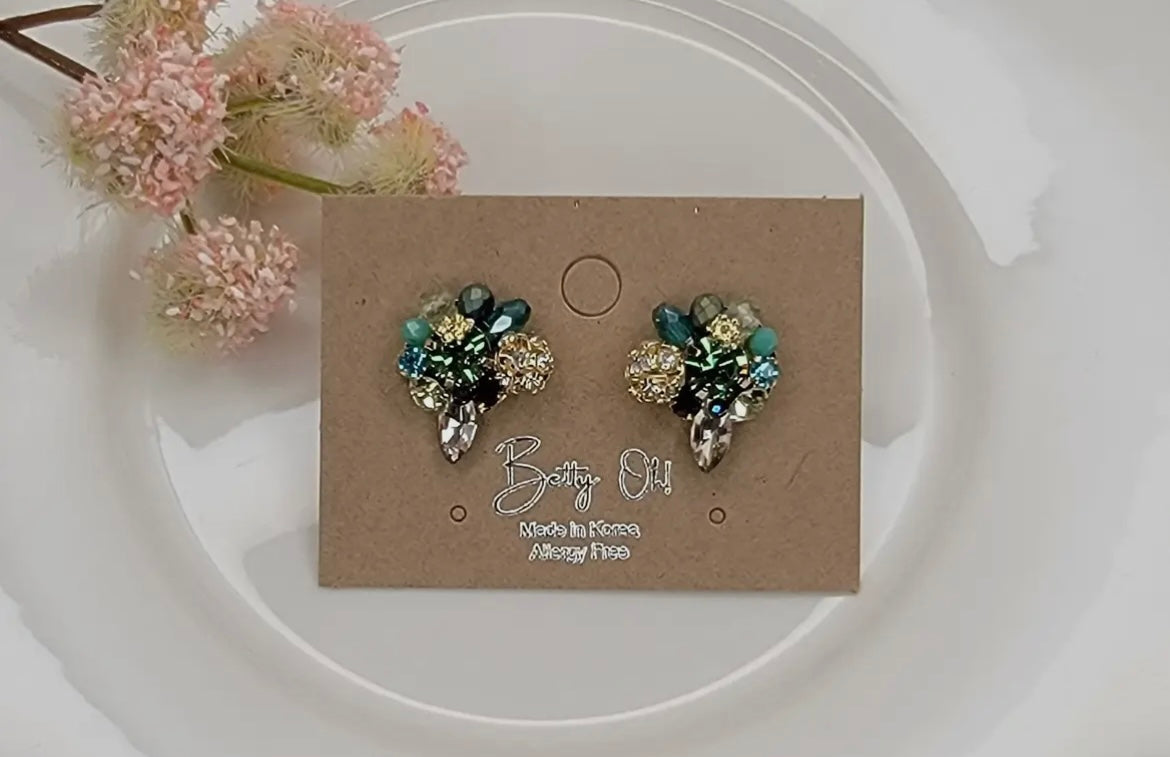 Handmade Pearl and Swarovski Elements Earrings