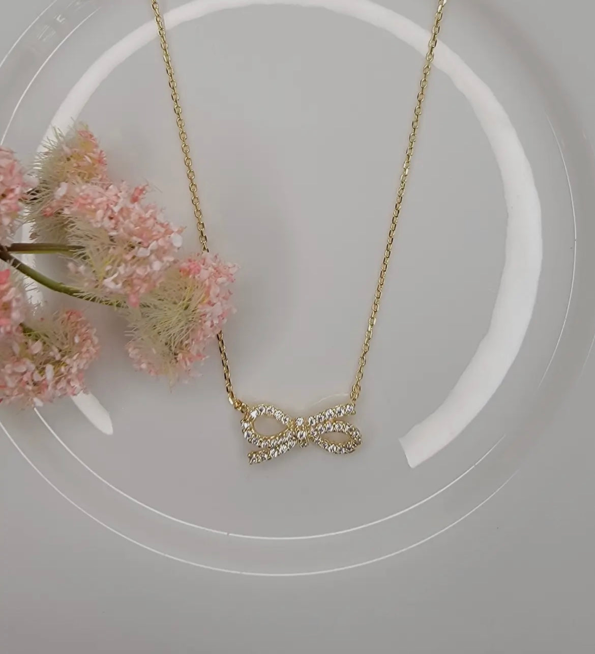 Bow Necklace