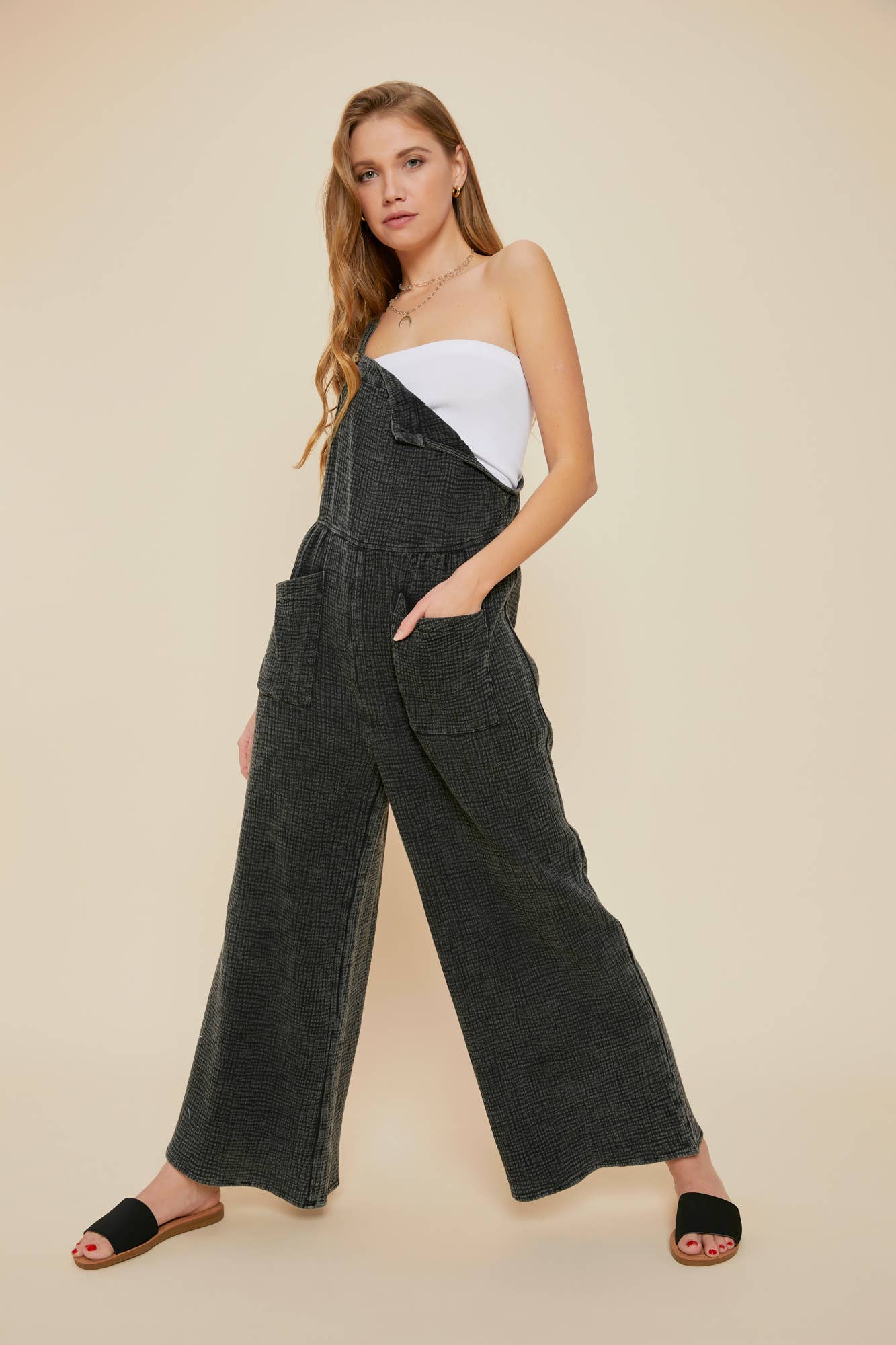 BLACK MINERAL-WASHED GAUZE OVERALL