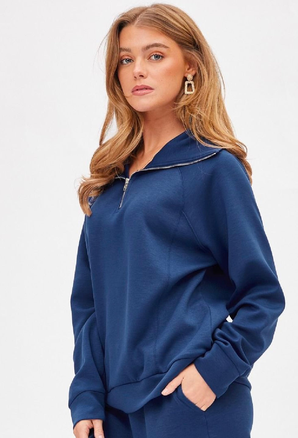 Dear Scarlett Travel Set Top