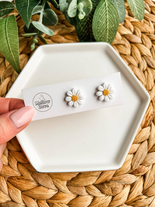 Daisy Stud Earrings | Boho Spring Floral Earrings